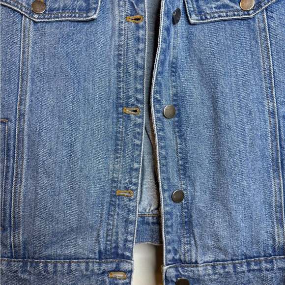 Denim Jean Jacket with Delicate Chains Detail in Sleeves and Back - Picture 10 of 11